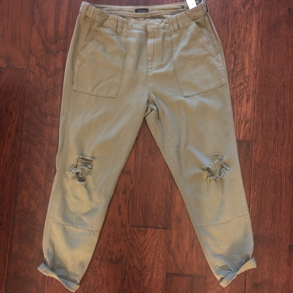 Ripped boyfriend pants